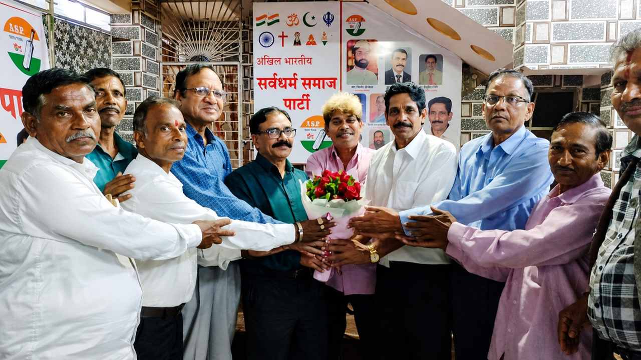 अखिल भारतीय सर्वधर्म समाज पार्टीच्या नागपूर शहराध्यक्षपदी विनील चौरसिया!